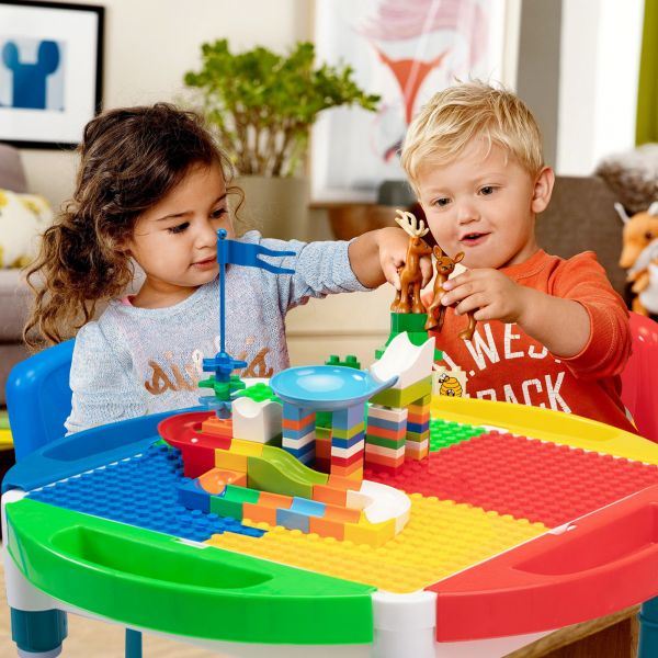 6-In-1 Multi Activity Plastic Table and 2 Chair Set;  Play Block Table with 71 PCS Compatible Big Building Bricks Toy for Toddlers;  Water Table;  Play Learn xh